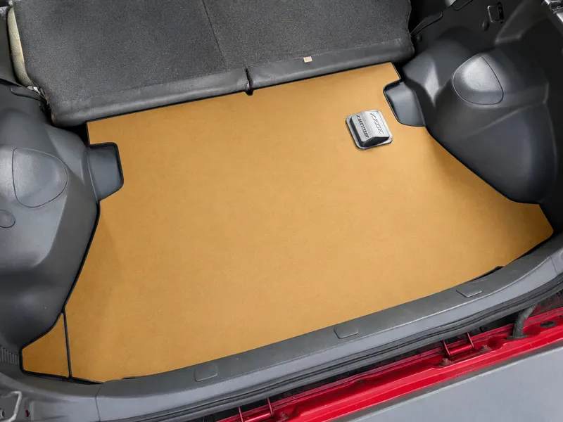 Boot floor installed in a Civic EG hatch