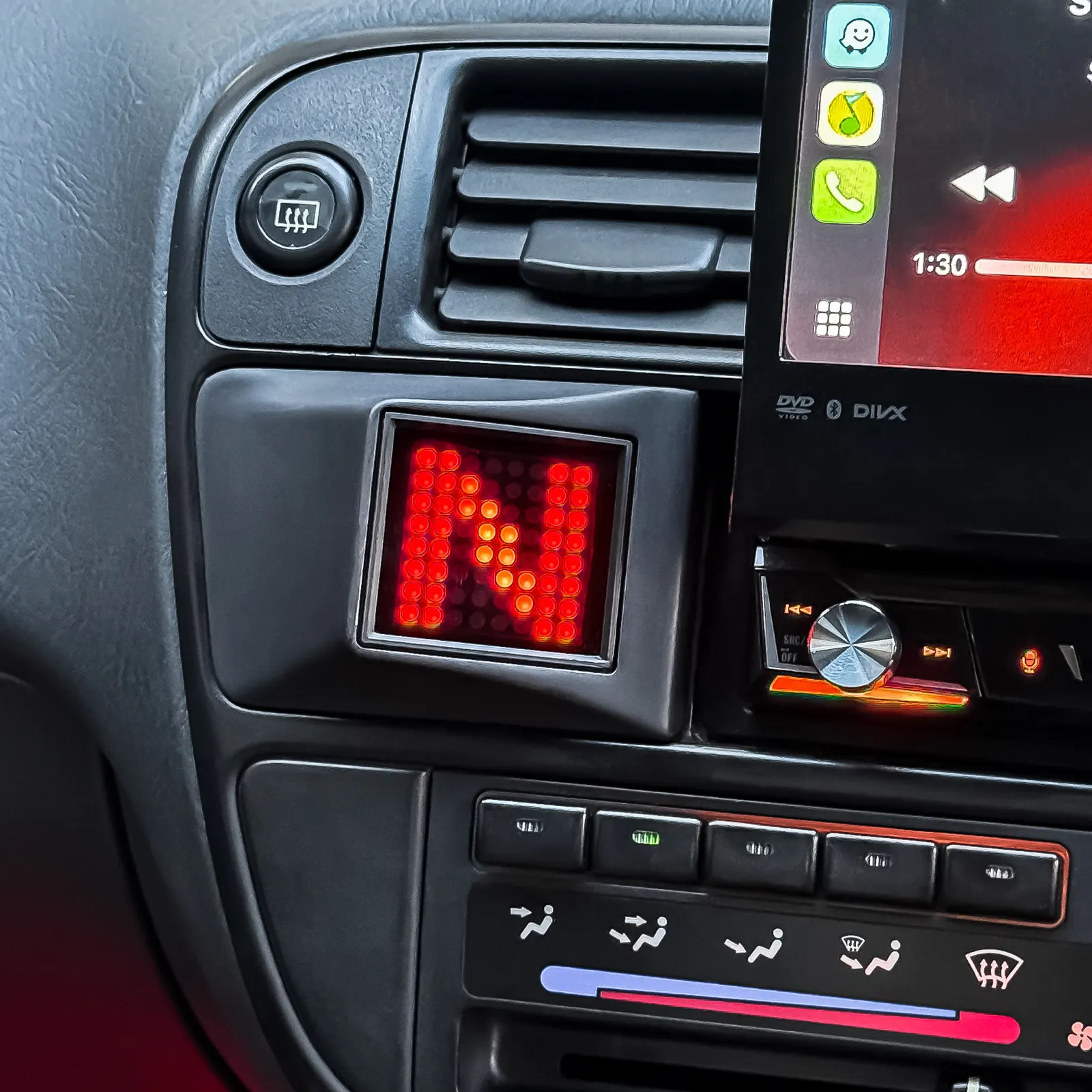 Gear indicator display in the dash, view 1 of 3