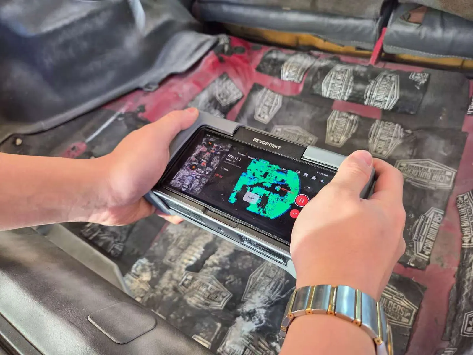 Scanning the stripped floor pan